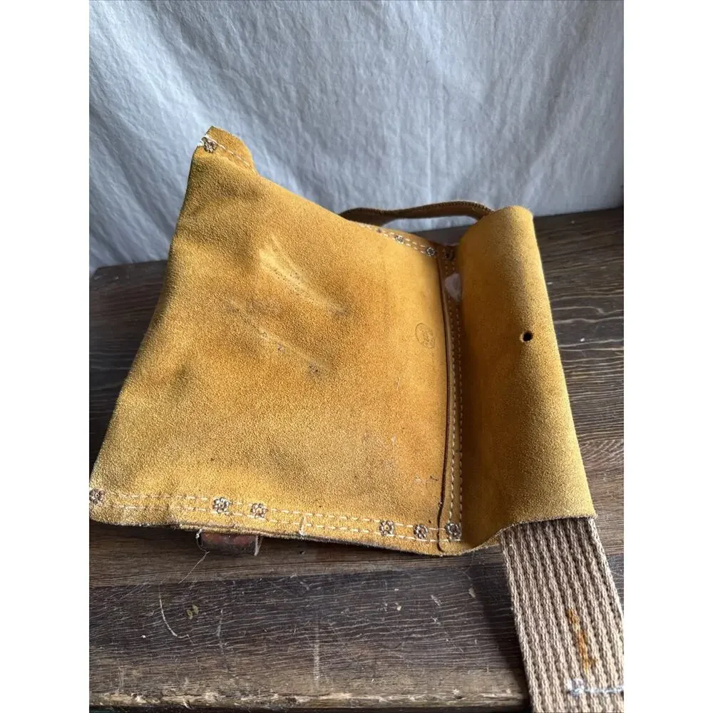 Nicholas Heavy Suede Top Grain Cowhide No 82303P Tool Bag